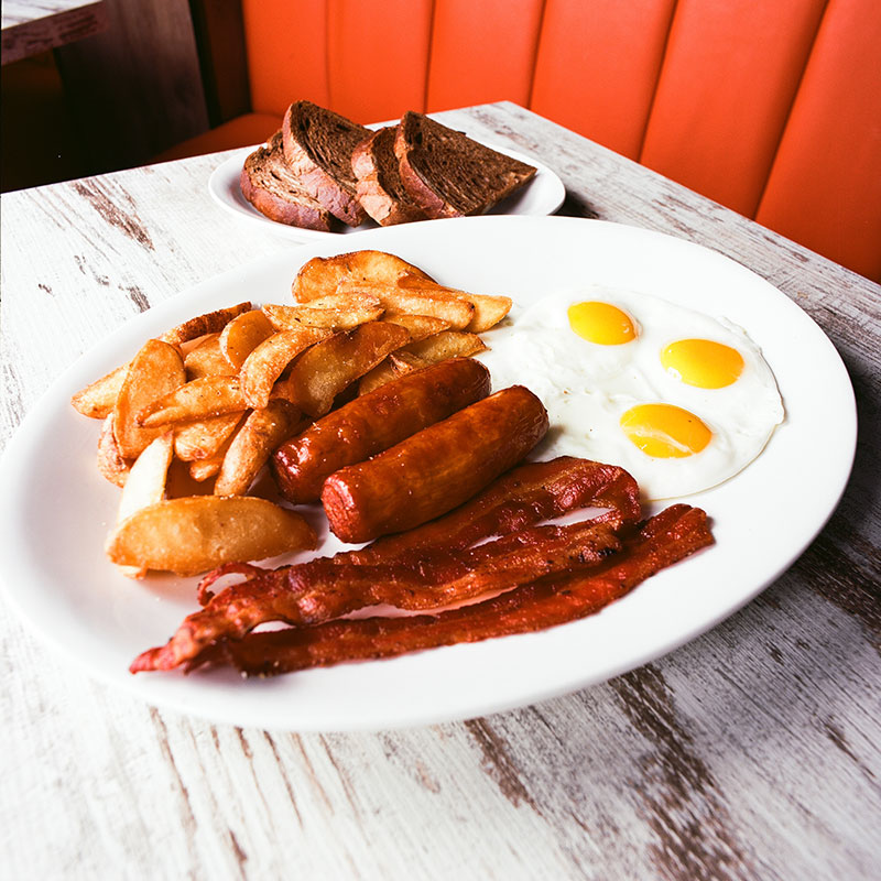 breakfast-eggs-sausages
